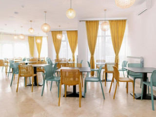 NOVUS Hotel