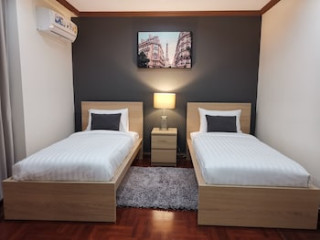 NT PLACE SUKHUMVIT SUITES