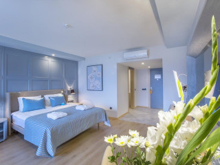 NUMA BAY EXCLUSIVE HOTEL