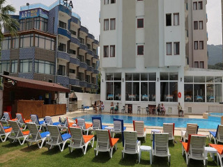 NUOVA BEACH HOTEL 