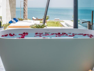 NURAI ISLAND HOTEL