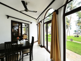 NYALI SUN AFRICA BEACH HOTEL AND SPA