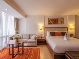 OAKWOOD RESIDENCE SUKHUMVIT 24 (SHA)