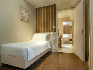 OASIA SUITES KUALA LUMPUR BY FAR EAST HOSPITALITY