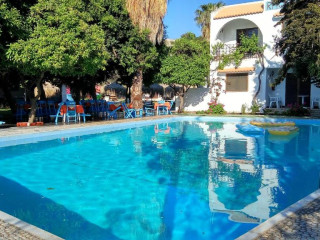 Oasis Hotel Bungalows