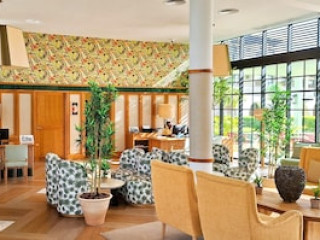 OCEAN EL FARO - EL BESO