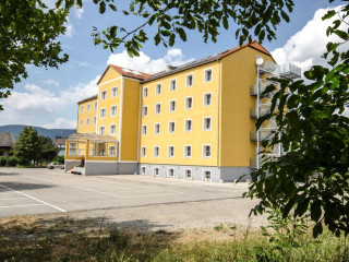 OEKOTEL Traiskirchen