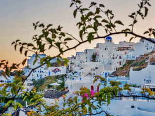 Oia Vista Houses