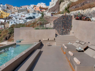 Old Castle Oia