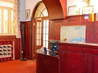 OLD CITY INN AT CITY WALLS