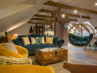 OLD TOWN BOHO CHIC ATTIC