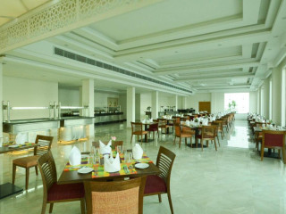 Old Vic Sharm Resort