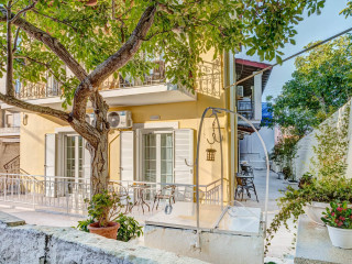 Old Well Apartment & Studio