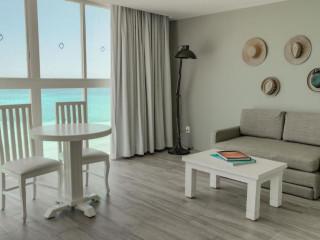 Oleo Cancun Playa All Inclusive Resort