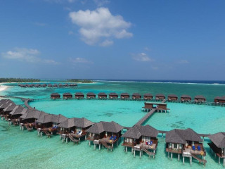 OLHUVELI BEACH RESORT AND SPA MALDIVES