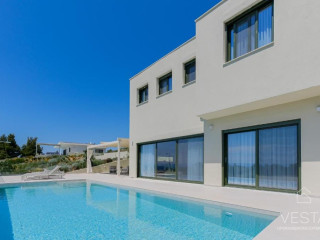 Olive Grove Suites - Villas with Private Pools and Garden