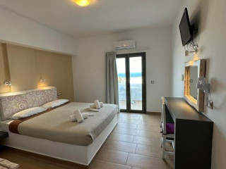 OMIROS HOTEL