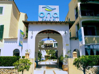 Ona Cala Pi Club