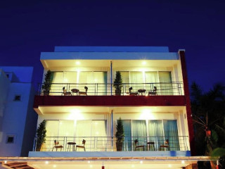 One World One Home Naiharn Hotel by ZUZU