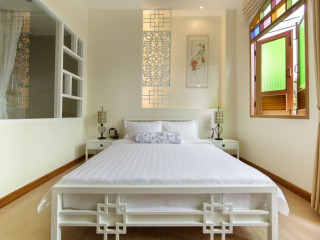 ONYA PHUKET