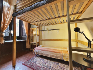 OPERA HOME