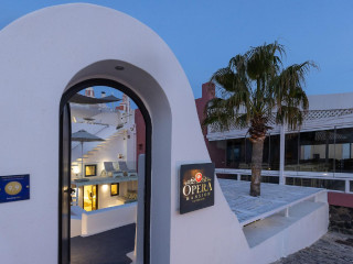Opera Mansion Villa Santorini