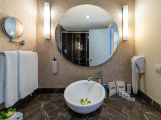 Madinat al Bahr Business & Spa