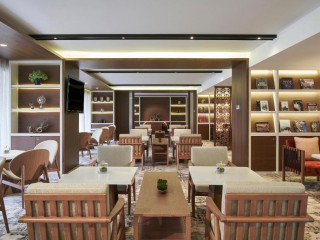 Orchard Rendezvous Hotel