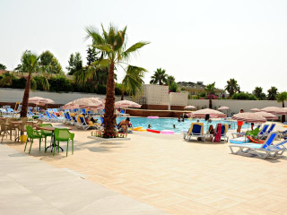 ORFEUS QUEEN HOTEL & SPA