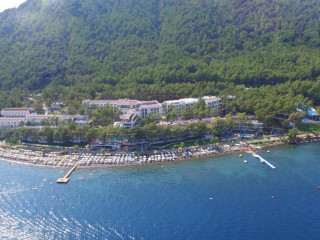 ORKA LOTUS BEACH HOTEL