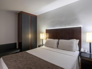 Orla Copacabana Hotel