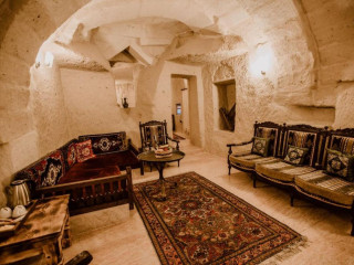 Ortahisar Cave Hotel