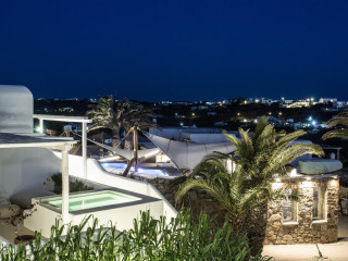 OSTRACO SUITES
