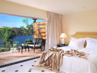 OUT OF THE BLUE RESORT & SPA - EXCLUSIVE RETREAT