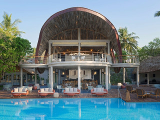 OUTRIGGER Maldives Maafushivaru Resort