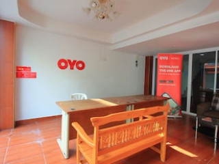 OYO 410 DIAMOND BOUTIQUE HOSTEL