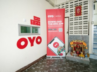 OYO 525 MRT PHETKASEM 48 PLACE