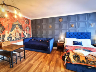 OYO Ricky Road Guest House - Premium