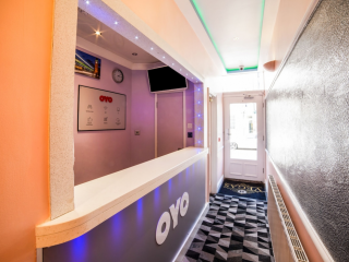 OYO Vegas Hotel