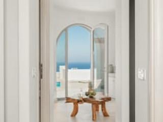 OYSTER LUXURY SUITES