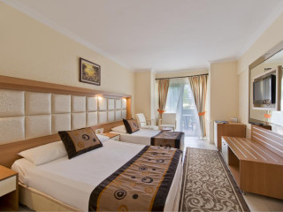 OZ HOTELS INCEKUM BEACH RESORT