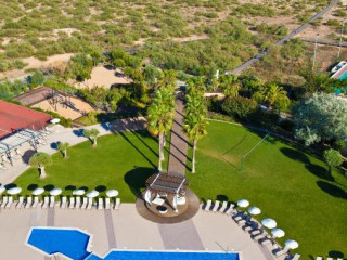 OZADI Altura Beach Resort