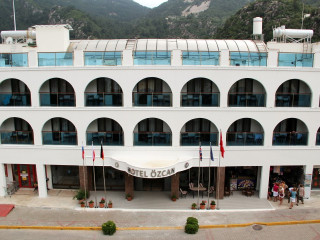 OZCAN BEACH HOTEL 