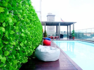 PACIFIC EXPRESS HOTEL