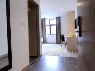 PACIFIC EXPRESS HOTEL CHINATOWN