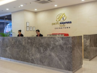 PACIFIC EXPRESS HOTEL CHINATOWN