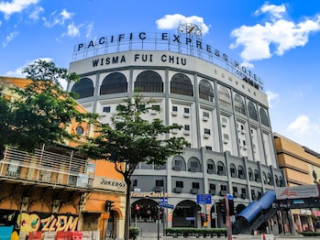 PACIFIC EXPRESS HOTEL CHINATOWN