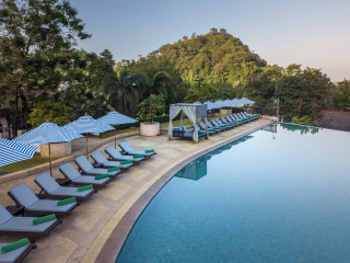 Pakasai Resort