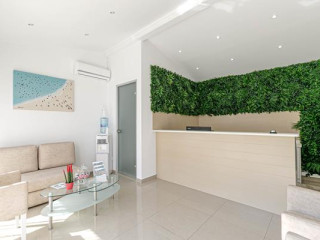 Palapart Gikas Studios & Suites