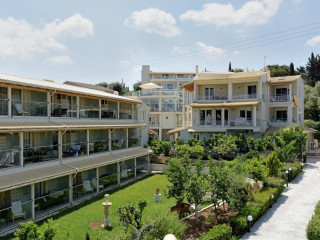 Palapart Gikas Suites and Studios